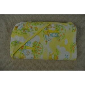 Vintage Dundee Hooded Baby Bath Towel Yellow White Blue Bear Rabbit Tree